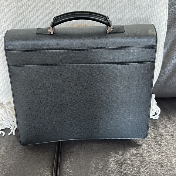 Authentic Louis Vuitton Briefcase Gently Used. No key included. - Picture 8 of 16